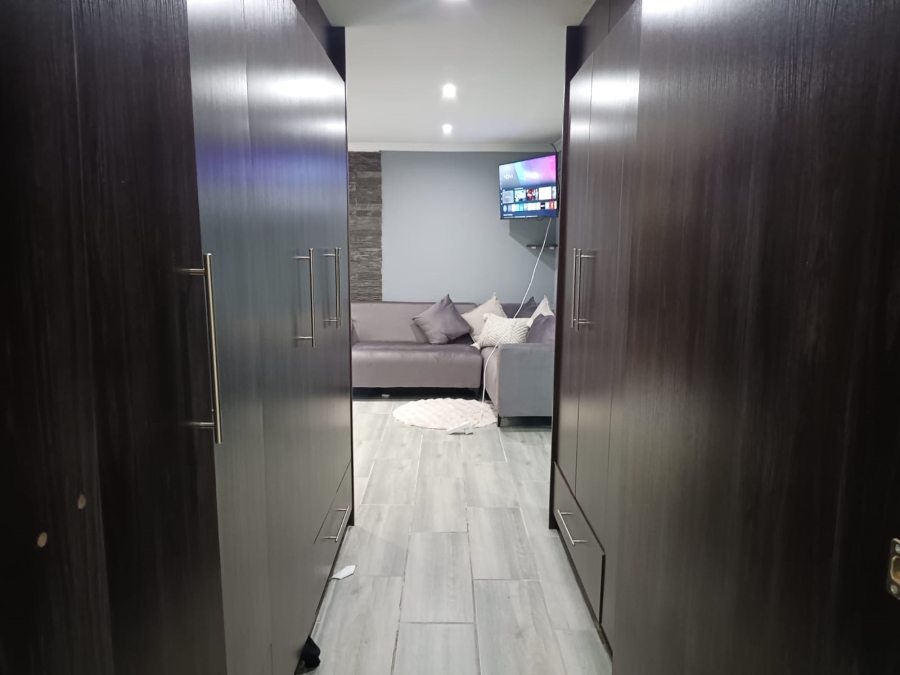 To Let 2 Bedroom Property for Rent in Heather Park Western Cape
